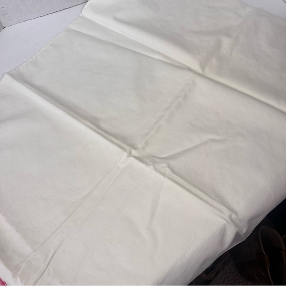 Vintage crochet roses edged pillowcases set(2)standard/Queen - Picture 6 of 11